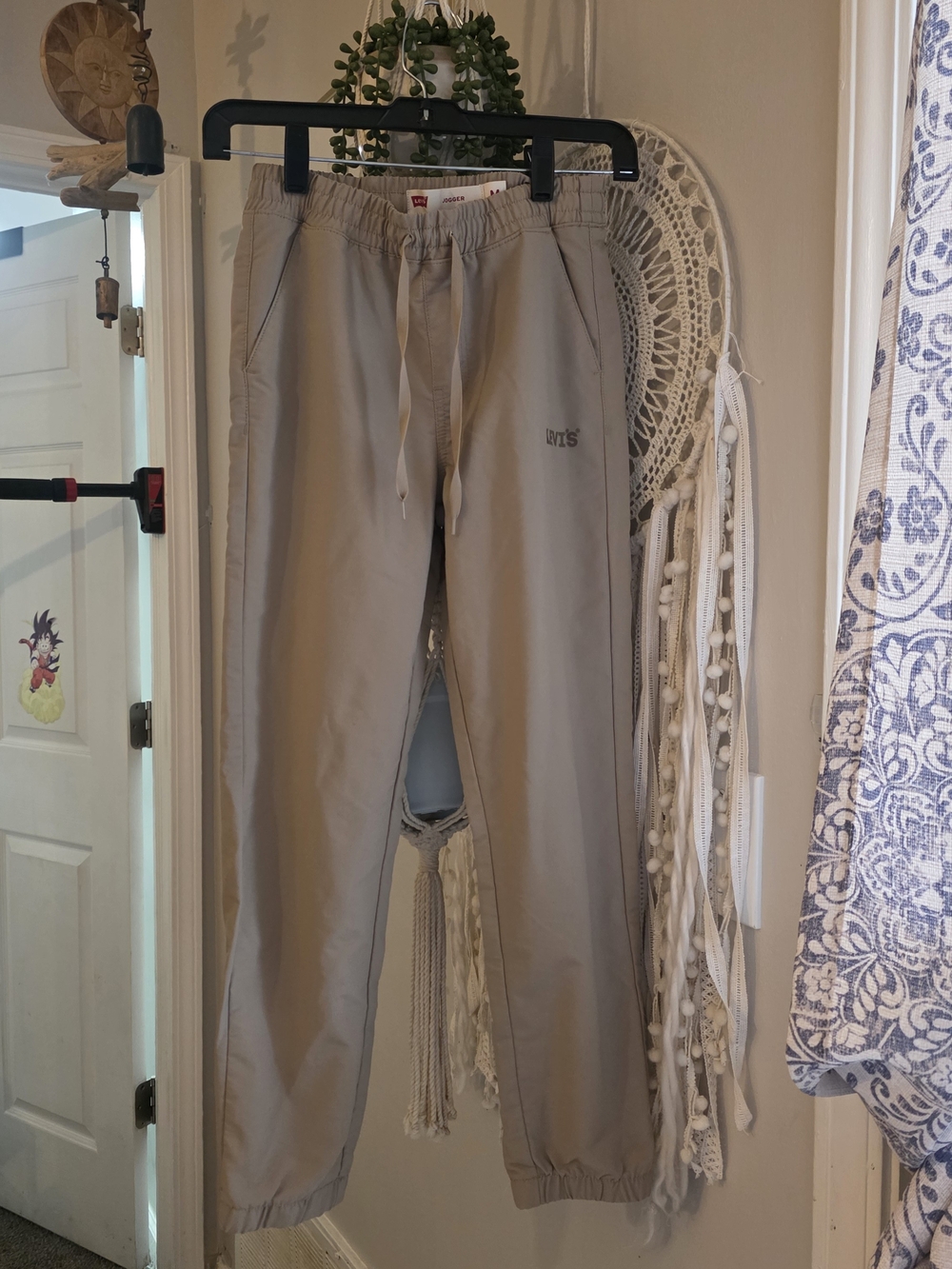 Levi's Kids Beige Drawstring Jogger Pants - Medium